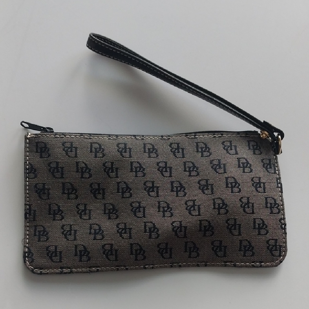 Donney & Bourke Gray & Black Wristlet NWOT